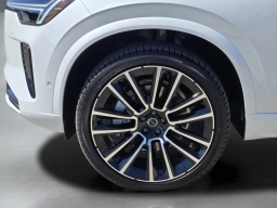 Volvo XC90 Ultra Dark Theme B6 AWD 6-Seater 2026