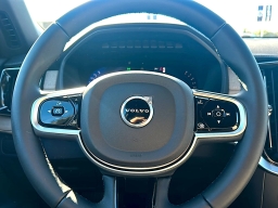 Volvo XC90 Plus B6 AWD 7-Seater 2026