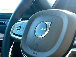 Volvo XC90 Plus B6 AWD 7-Seater 2026