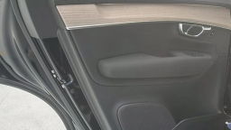 Volvo XC90 Plus B6 AWD 7-Seater 2026