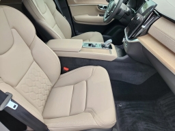 Volvo XC90 Plus B6 AWD 7-Seater 2026