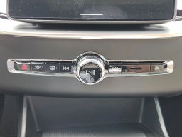 Volvo XC90 Plus B6 AWD 7-Seater 2026