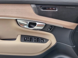 Volvo XC90 Plus B6 AWD 7-Seater 2026