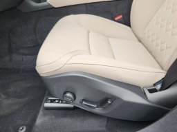 Volvo XC90 Plus B6 AWD 7-Seater 2026