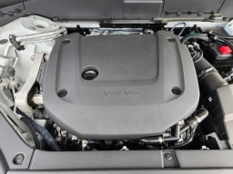 Volvo XC90 Plus B6 AWD 7-Seater 2026