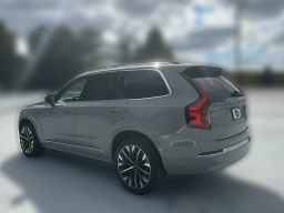 Volvo XC90 Plus B6 AWD 7-Seater 2026