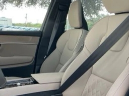 Volvo XC90 Plus B6 AWD 7-Seater 2026