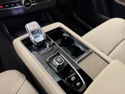 Volvo XC90 Plus B6 AWD 7-Seater 2026