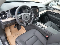 Volvo XC90 Plus B6 AWD 7-Seater 2026