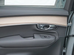 Volvo XC90 Plus B6 AWD 7-Seater 2026