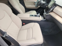 Volvo XC90 Plus B6 AWD 7-Seater 2026