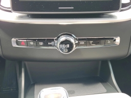 Volvo XC90 Plus B6 AWD 7-Seater 2026