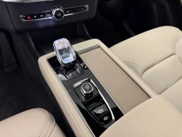 Volvo XC90 Plus B6 AWD 7-Seater 2026