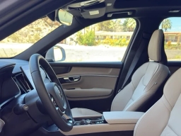 Volvo XC90 Plus B6 AWD 7-Seater 2026