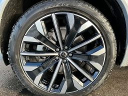 Volvo XC90 Plus B6 AWD 7-Seater 2026