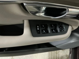 Volvo XC90 Plus B6 AWD 7-Seater 2026