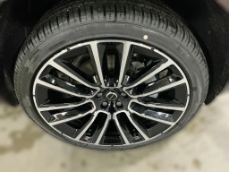 Volvo XC90 Plus B6 AWD 7-Seater 2026