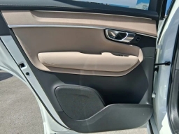 Volvo XC90 Plus B6 AWD 7-Seater 2026