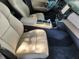 Volvo XC90 Plus B6 AWD 7-Seater 2026