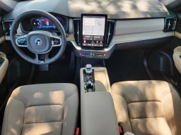 Volvo XC90 Plus B6 AWD 7-Seater 2026