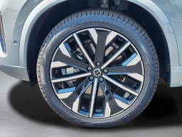 Volvo XC90 Plus B6 AWD 7-Seater 2026