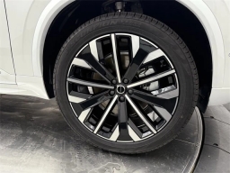 Volvo XC90 Plus B6 AWD 7-Seater 2026