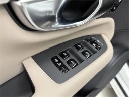 Volvo XC90 Plus B6 AWD 7-Seater 2026