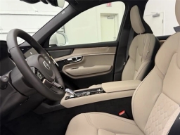 Volvo XC90 Plus B6 AWD 7-Seater 2026