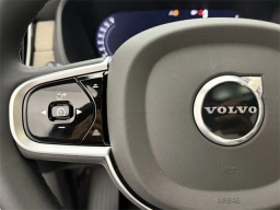 Volvo XC90 Plus B6 AWD 7-Seater 2026