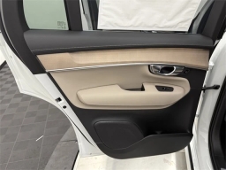 Volvo XC90 Plus B6 AWD 7-Seater 2026