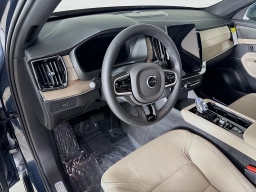 Volvo XC90 Plus B6 AWD 7-Seater 2026