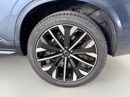 Volvo XC90 Plus B6 AWD 7-Seater 2026