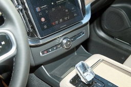 Volvo XC90 Plus B6 AWD 7-Seater 2026