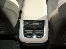 Volvo XC90 Plus B6 AWD 7-Seater 2026