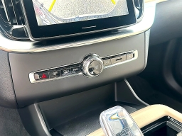 Volvo XC90 Plus B6 AWD 7-Seater 2026