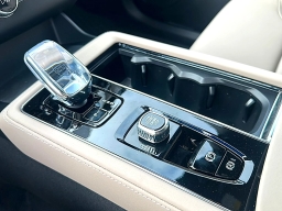 Volvo XC90 Plus B6 AWD 7-Seater 2026