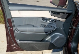Volvo XC90 Plus B6 AWD 7-Seater 2026