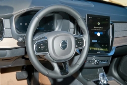 Volvo XC90 Plus B6 AWD 7-Seater 2026