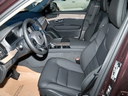 Volvo XC90 Plus B6 AWD 7-Seater 2026