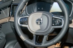Volvo XC90 Plus B6 AWD 7-Seater 2026