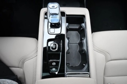 Volvo XC90 Plus B6 AWD 7-Seater 2026