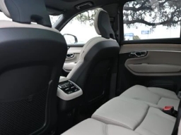 Volvo XC90 Plus B6 AWD 7-Seater 2026