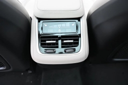 Volvo XC90 Plus B6 AWD 7-Seater 2026