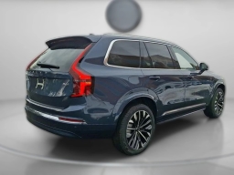 Volvo XC90 Plus B6 AWD 7-Seater 2026