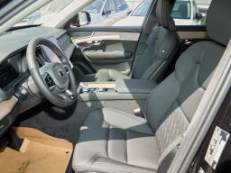 Volvo XC90 Plus B6 AWD 7-Seater 2026