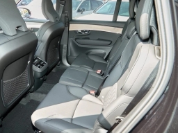 Volvo XC90 Plus B6 AWD 7-Seater 2026