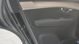 Volvo XC90 Plus B6 AWD 7-Seater 2026