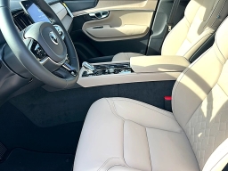 Volvo XC90 Plus B6 AWD 7-Seater 2026