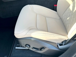 Volvo XC90 Plus B6 AWD 7-Seater 2026