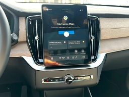 Volvo XC90 Plus B6 AWD 7-Seater 2026